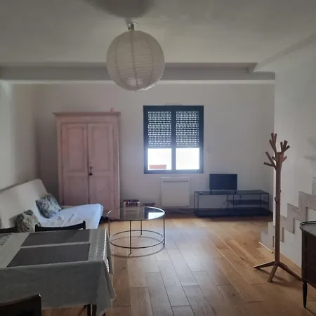 Vakantiehuis La Petite Maison Rouge *